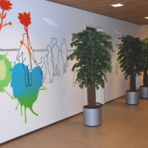 Kunstplanten geleverd voor de opening van ’t Duickhuis  te Vierpolders