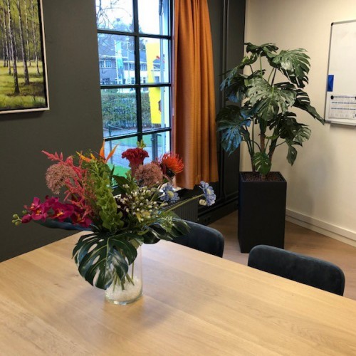 Kantoor snel en makkelijk gezellig met kunstplanten en kunstbloemen Kantoor snel en makkelijk gezellig met kunstplanten en kunstbloemen