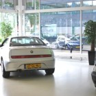 Saab Arnhem vervangt de echte planten voor kunstplanten Saab Arnhem vervangt de echte planten voor kunstplanten