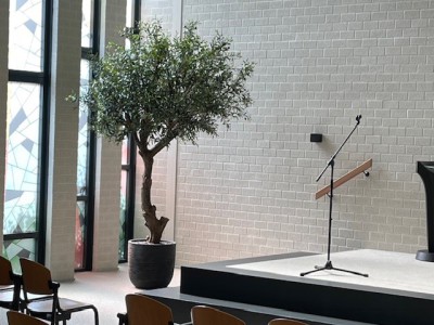 Mooie kunstplanten voor Magnificat kerk te Tiel